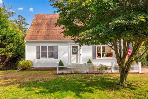 17 Locust Grove Road Harwich MA 02645