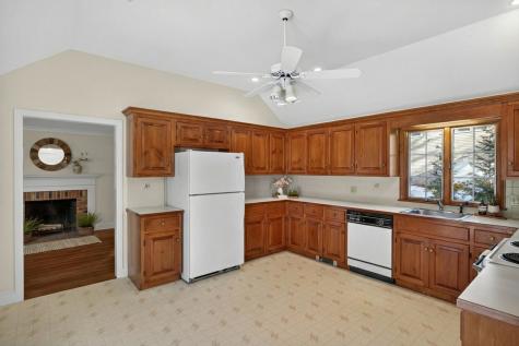 54 Marthas Lane Harwich MA 02645