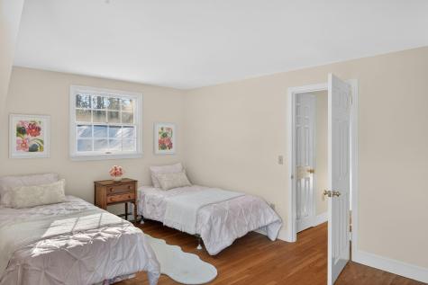 54 Marthas Lane Harwich MA 02645