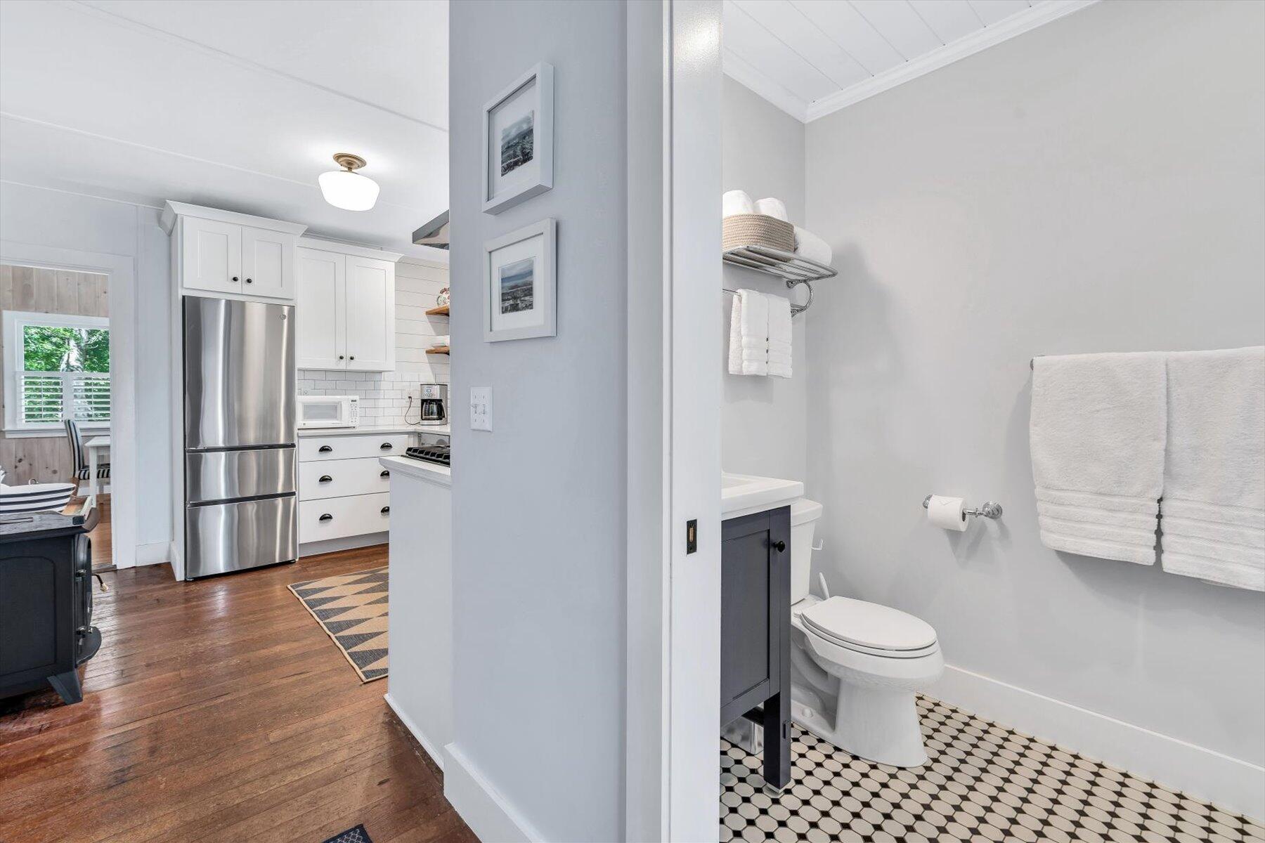 266 School Street Barnstable MA 02635