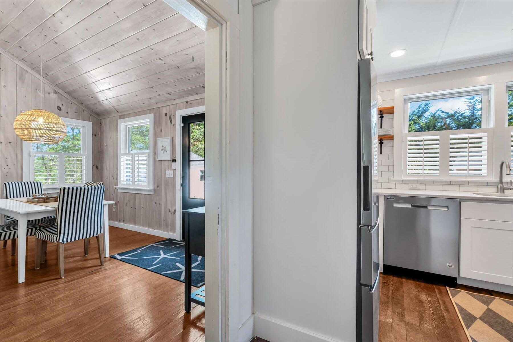 266 School Street Barnstable MA 02635