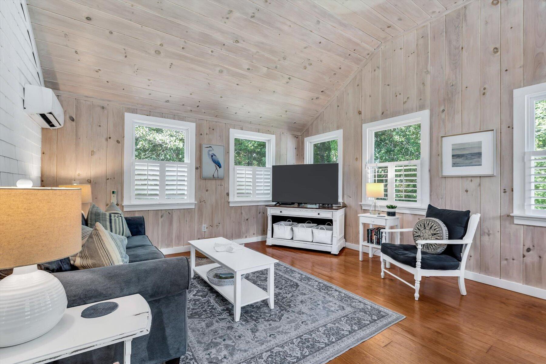 266 School Street Barnstable MA 02635