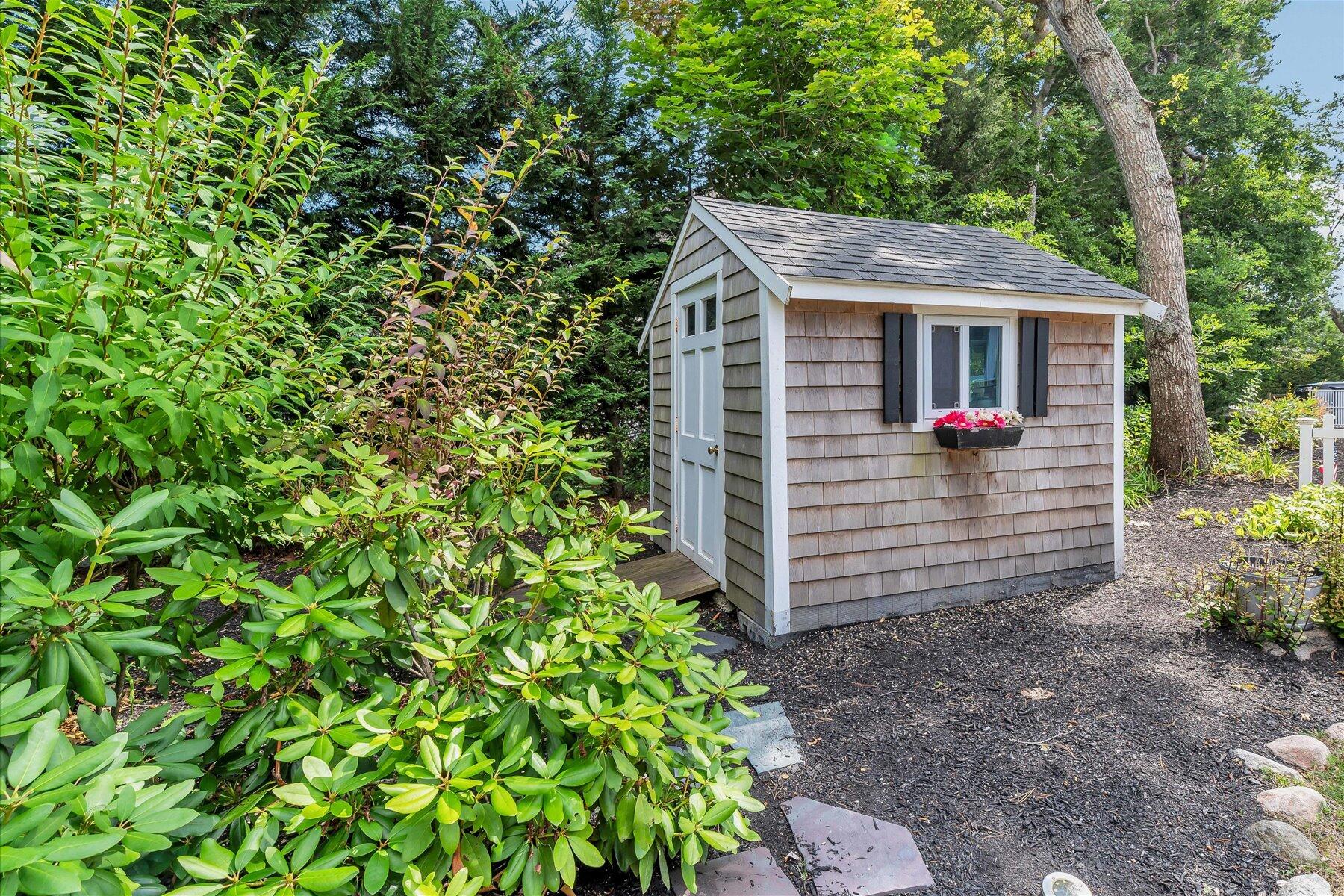 266 School Street Barnstable MA 02635