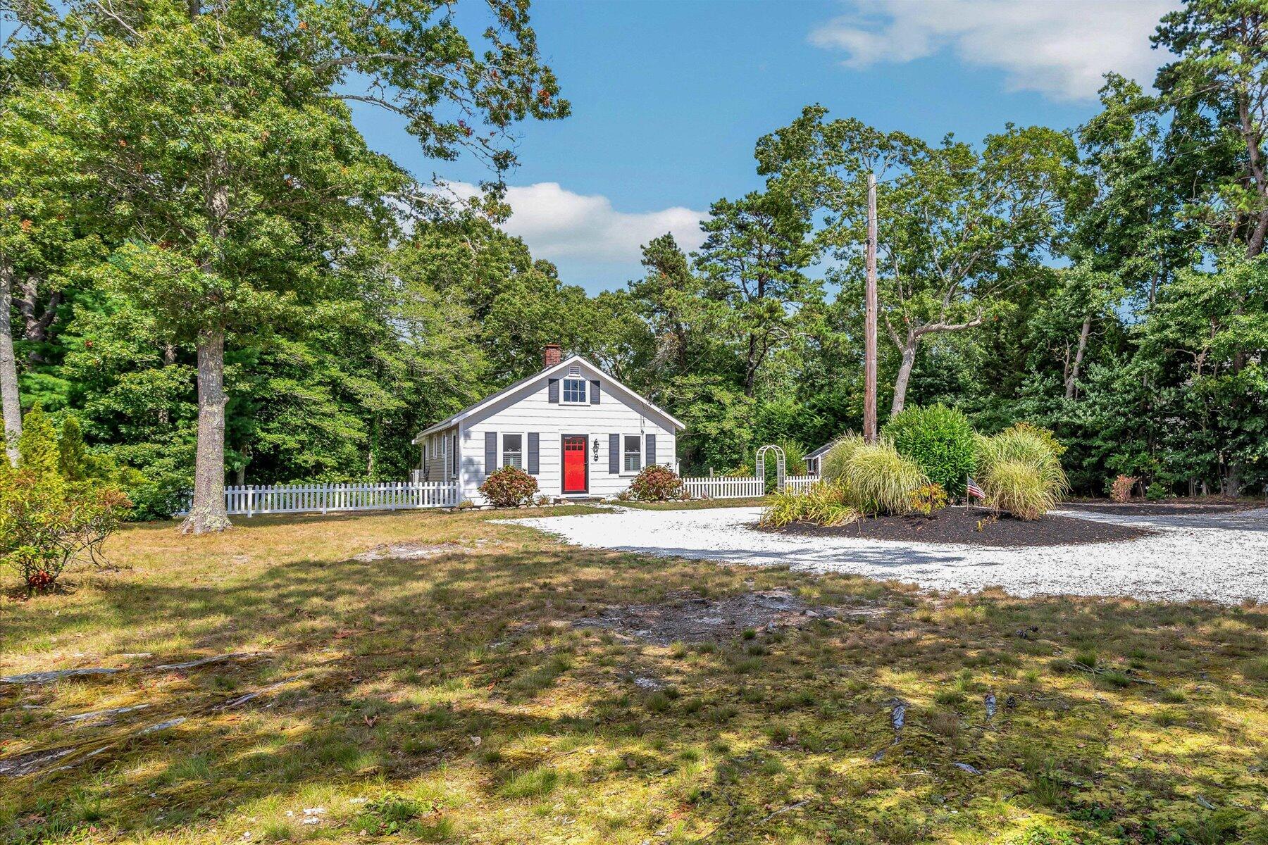 266 School Street Barnstable MA 02635