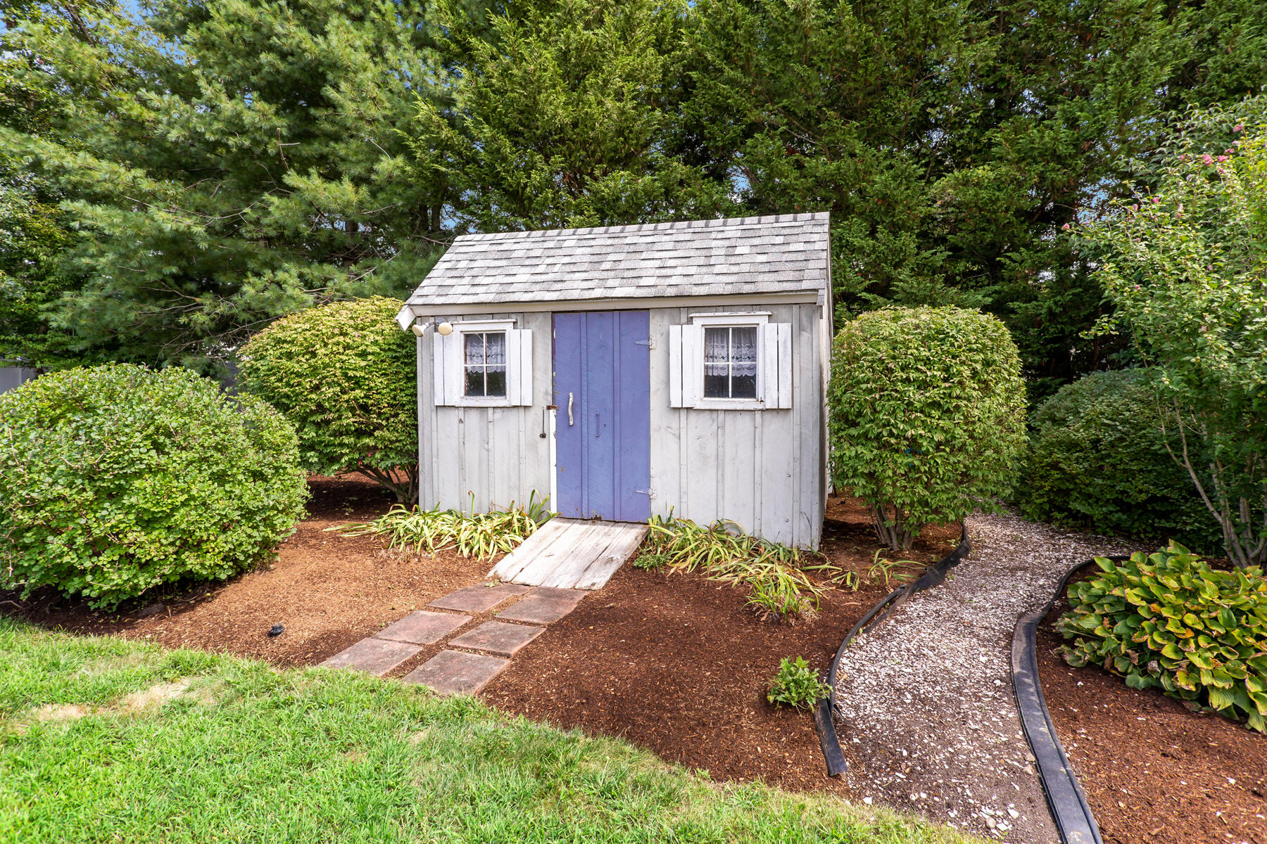 348 Prince Hinckley Road Centerville MA 02632