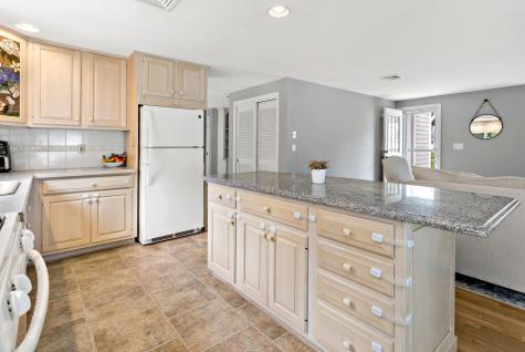 348 Prince Hinckley Road Centerville MA 02632