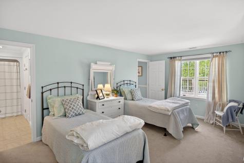 31 Albion Way Dennis MA 02660