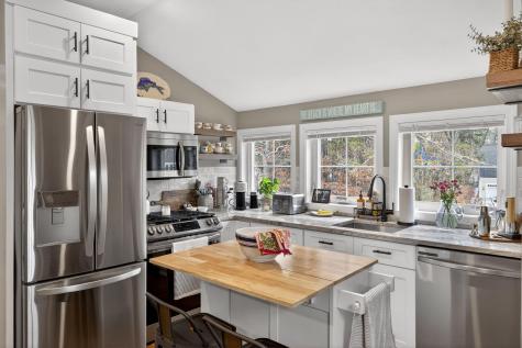 79 Neshobe Road Mashpee MA 02649