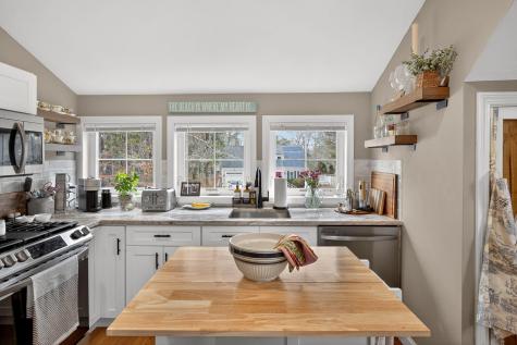 79 Neshobe Road Mashpee MA 02649