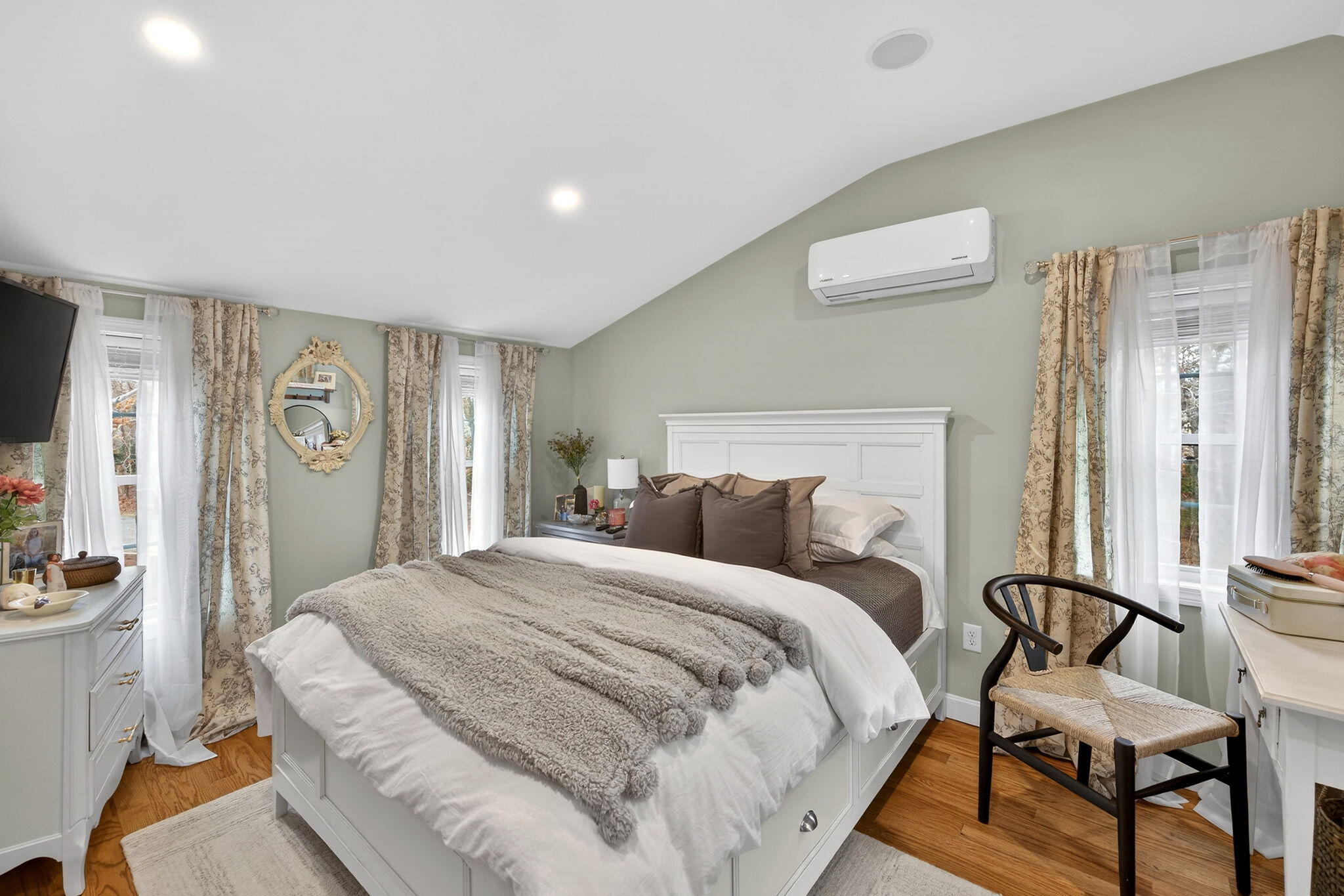 79 Neshobe Road Mashpee MA 02649