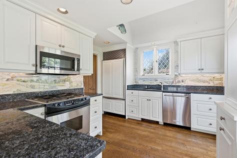 108 Queen Anne Road Chatham MA 02633