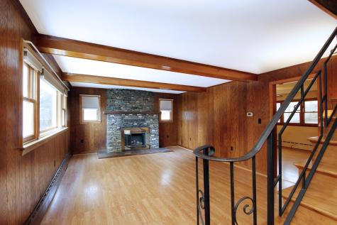 4 Van Bummel Road Bourne MA 02532