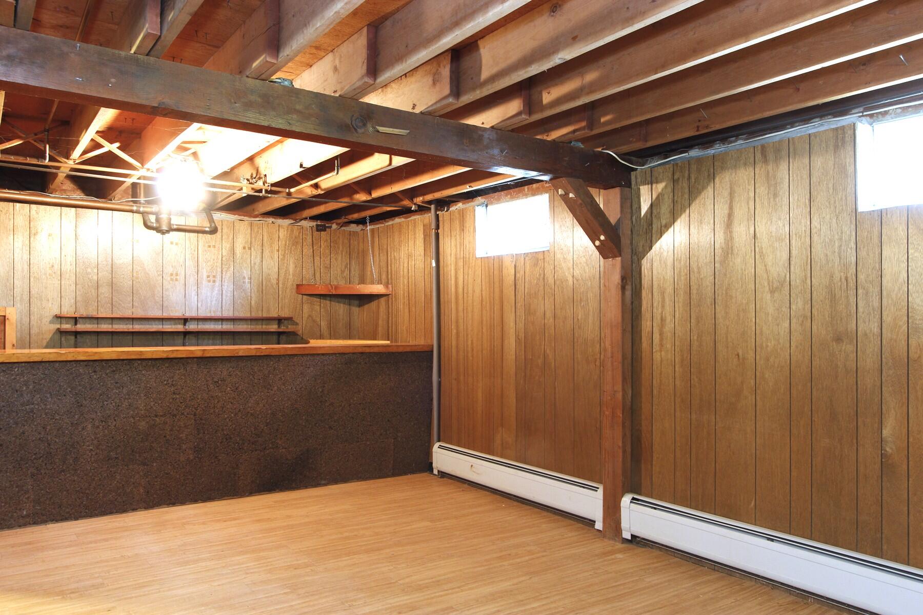 4 Van Bummel Road Bourne MA 02532