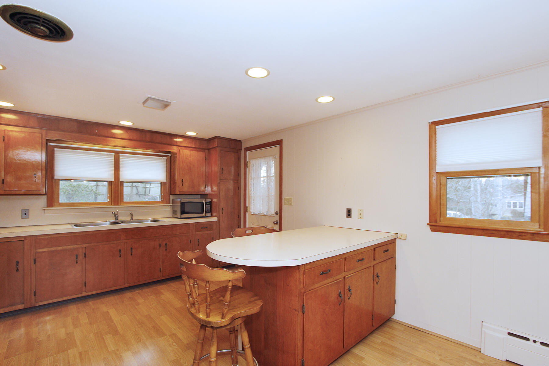 4 Van Bummel Road Bourne MA 02532