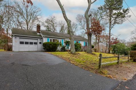 10 Aurora Lane Yarmouth MA 02664