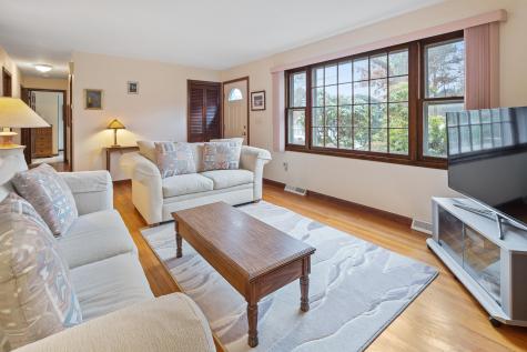 10 Aurora Lane Yarmouth MA 02664