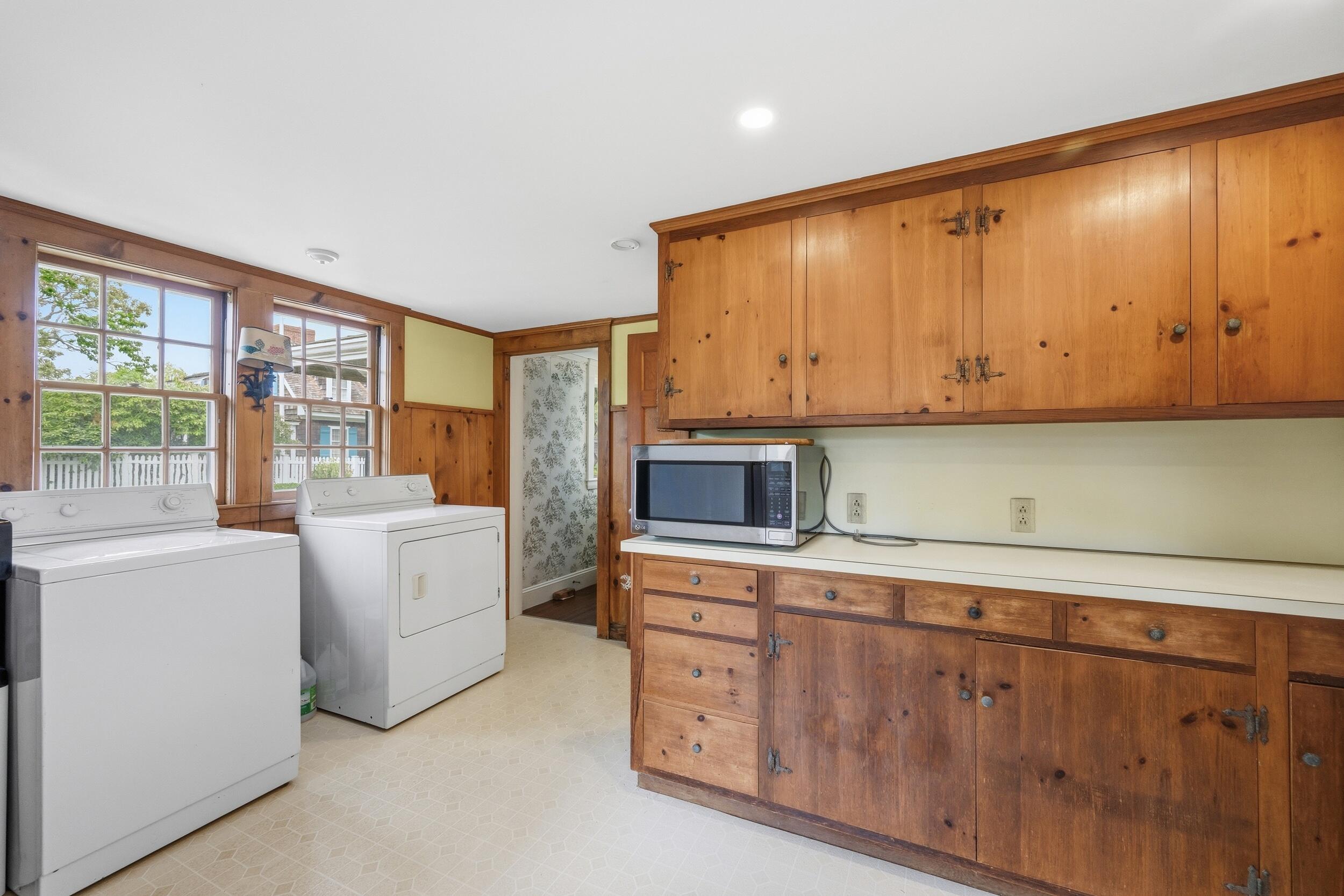 35 Grayton Avenue Hyannis Port MA 02647