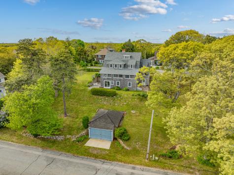 35 Grayton Avenue Barnstable MA 02647
