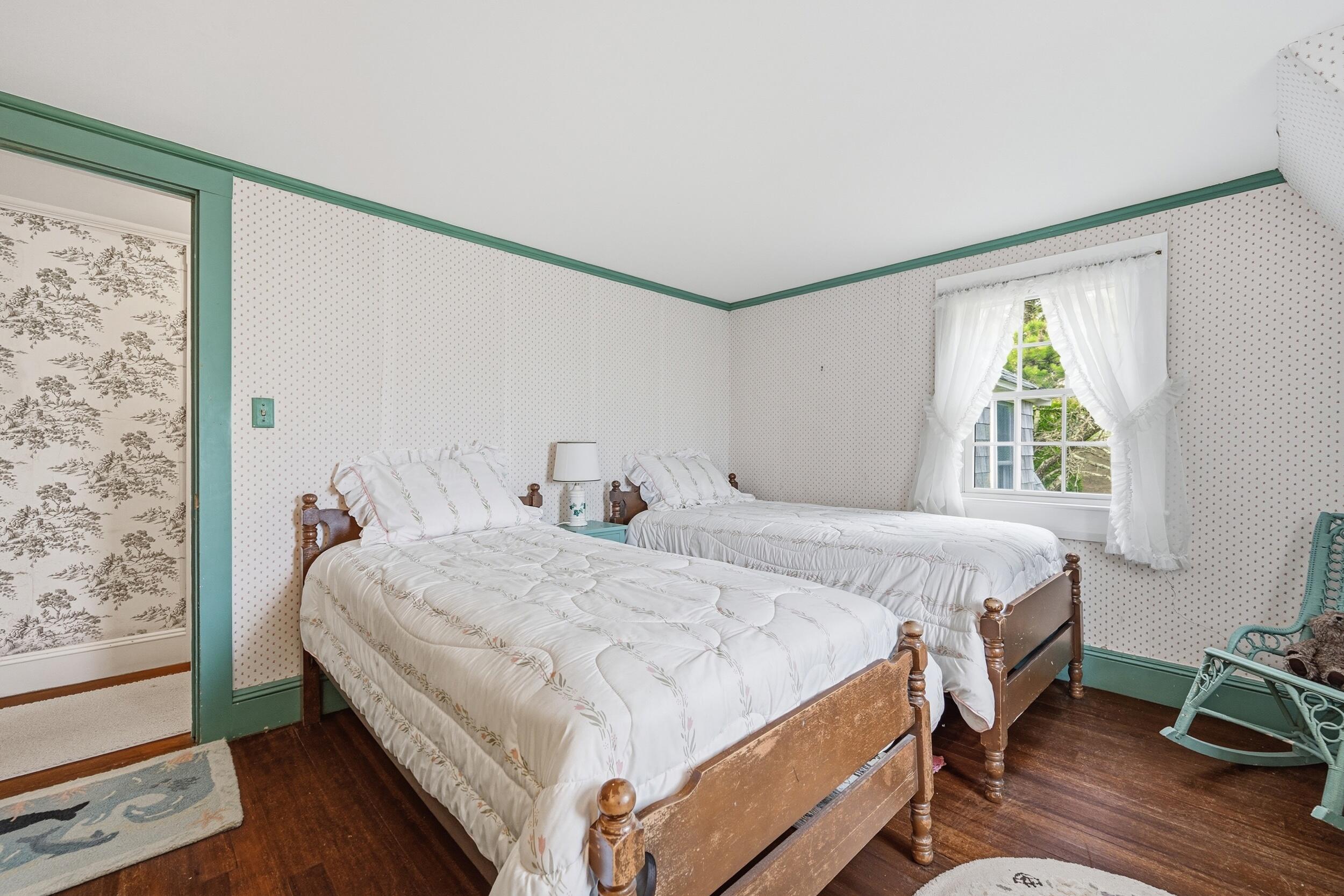35 Grayton Avenue Hyannis Port MA 02647