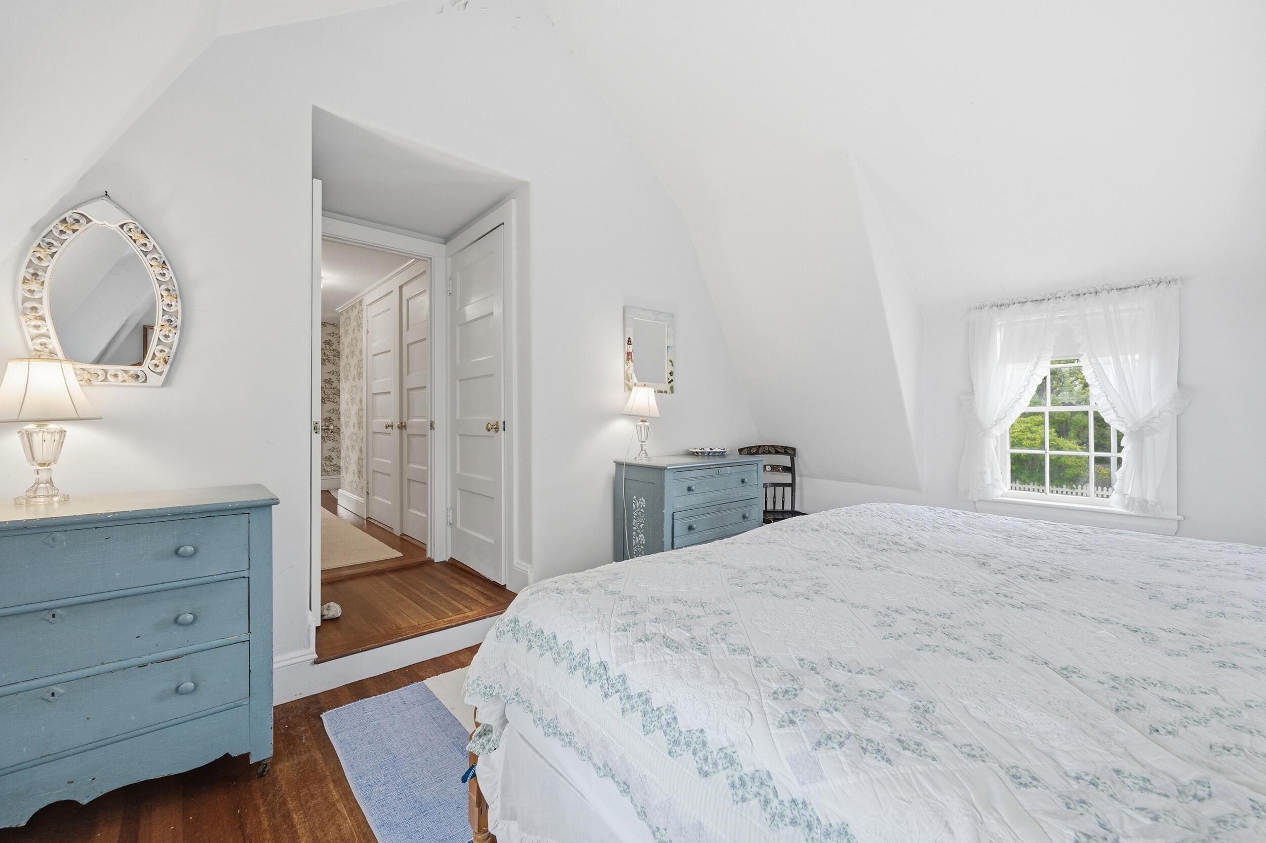 35 Grayton Avenue Hyannis Port MA 02647