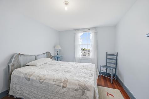 35 Grayton Avenue Barnstable MA 02647