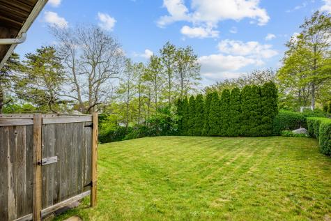 35 Grayton Avenue Barnstable MA 02647