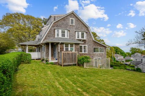 35 Grayton Avenue Barnstable MA 02647
