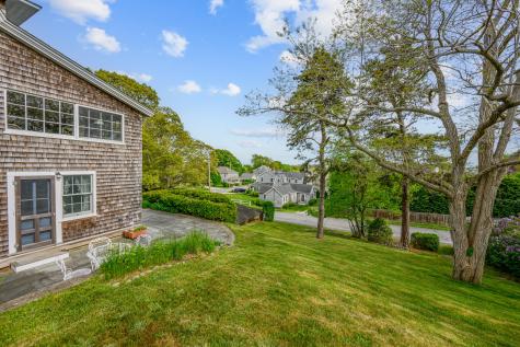 35 Grayton Avenue Barnstable MA 02647