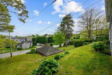 35 Grayton Avenue Barnstable MA 02647