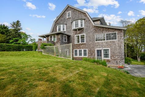 35 Grayton Avenue Barnstable MA 02647