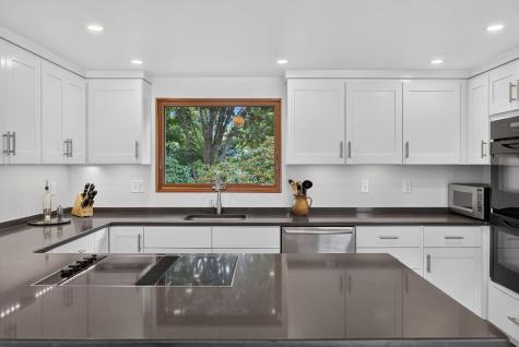 25 High Point Drive Brewster MA 02631
