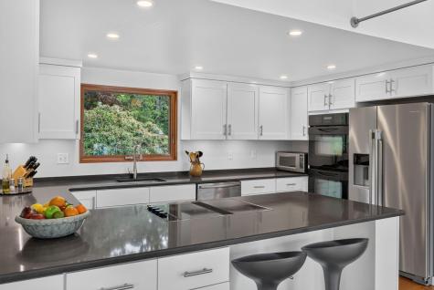 25 High Point Drive Brewster MA 02631