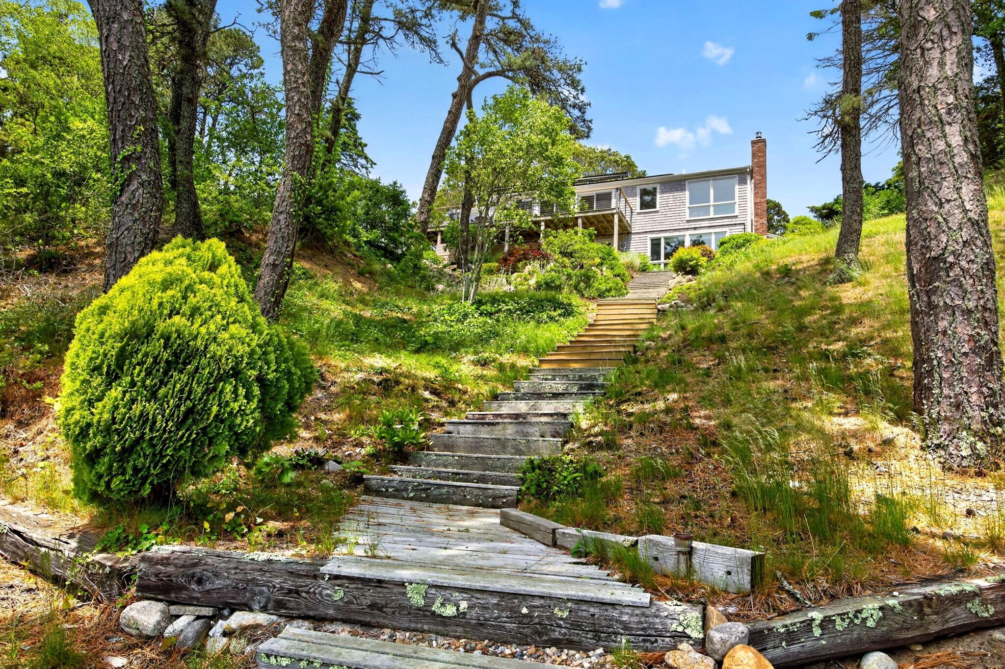 25 High Point Drive Brewster MA 02631