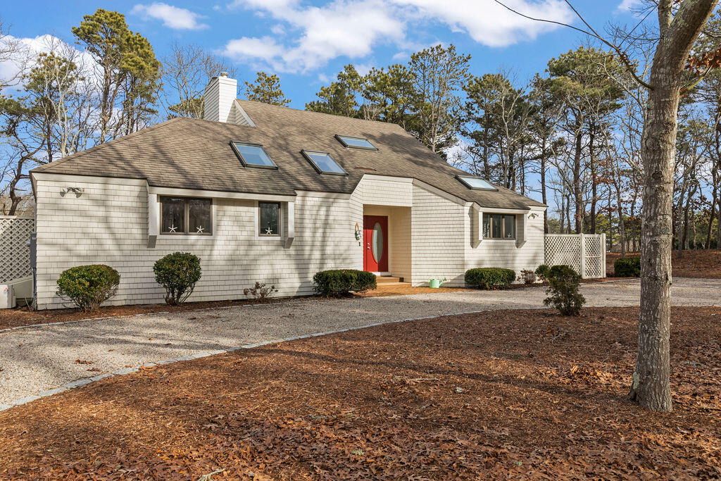 92 Troon Way Mashpee MA 02649