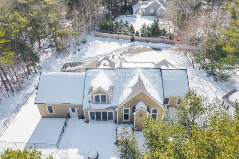 26 Crosswinds Way Falmouth MA 02536