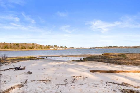 23 Pine Ridge Road Bourne MA 02532