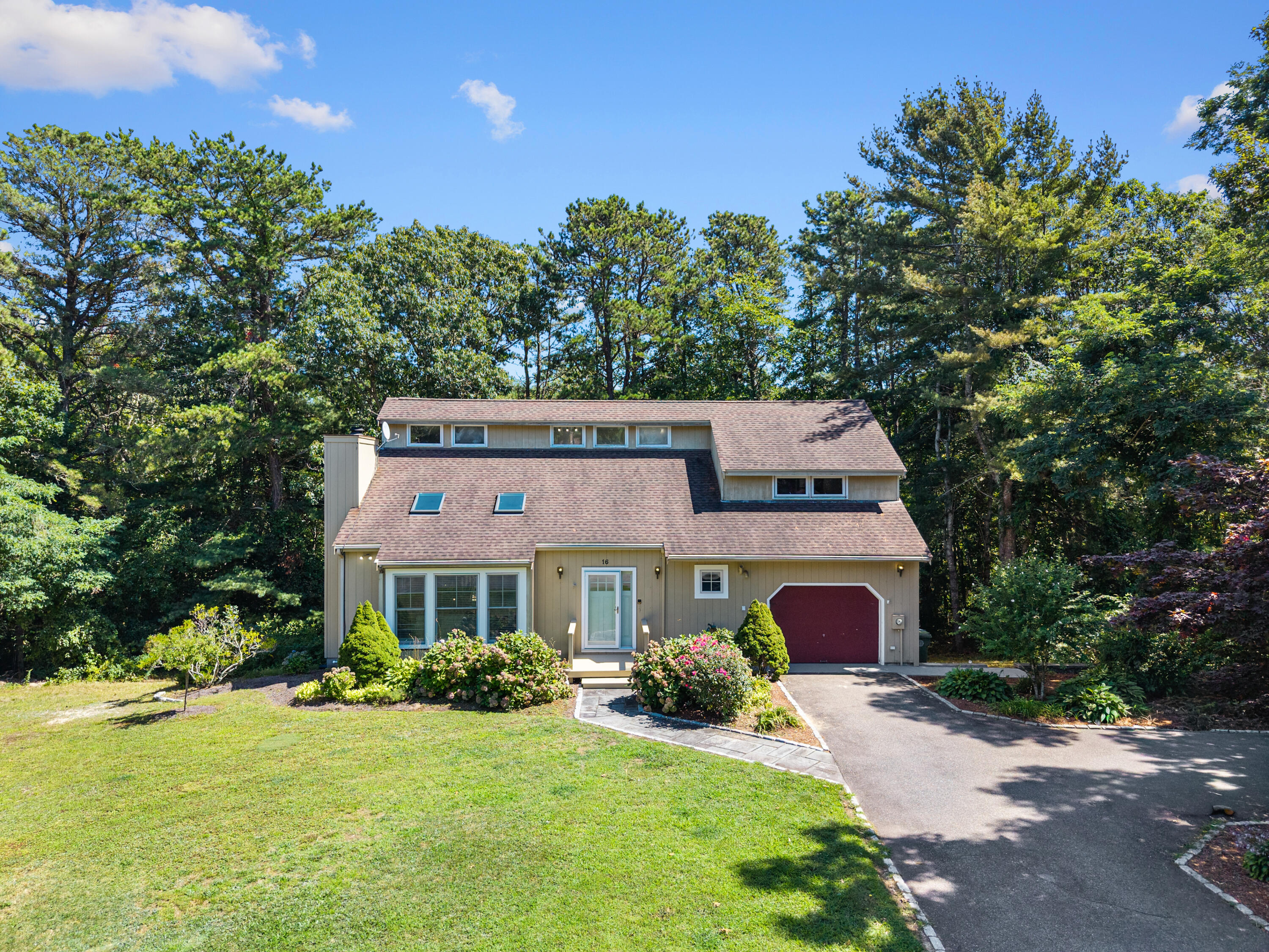 16 Alder Lane North Falmouth MA 02556