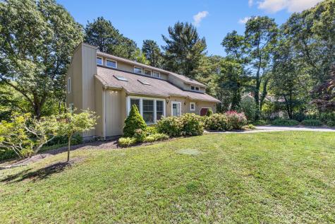16 Alder Lane North Falmouth MA 02556