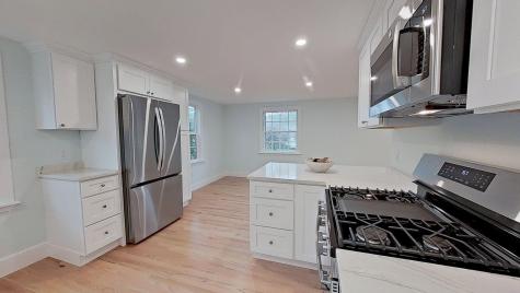 28 Lakefield Road South Yarmouth MA 02664