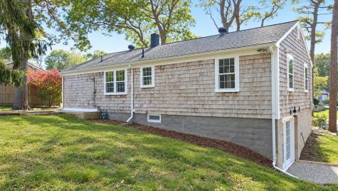 28 Lakefield Road South Yarmouth MA 02664