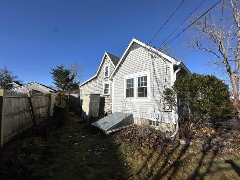 117 Oak Neck Road Barnstable MA 02601