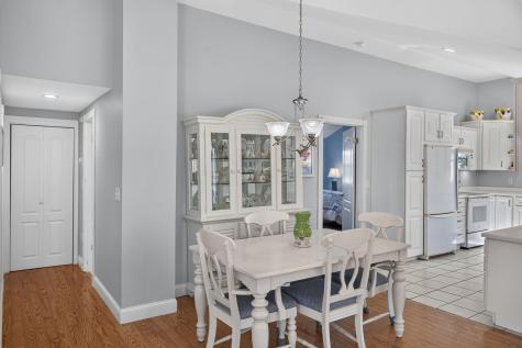314 Maravista Avenue Teaticket MA 02536