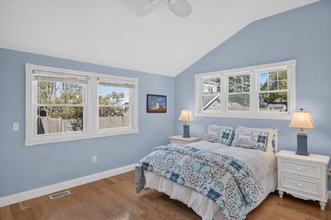 314 Maravista Avenue Teaticket MA 02536