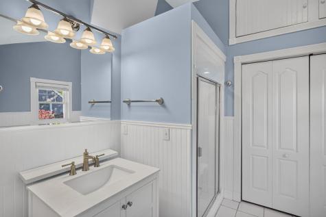 314 Maravista Avenue Teaticket MA 02536