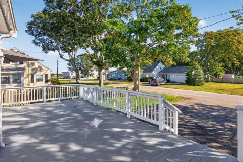 314 Maravista Avenue Teaticket MA 02536