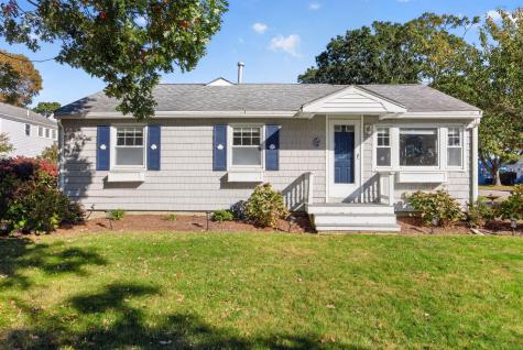 314 Maravista Avenue Teaticket MA 02536