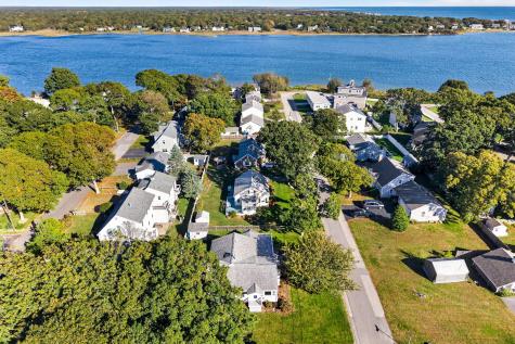 314 Maravista Avenue Teaticket MA 02536