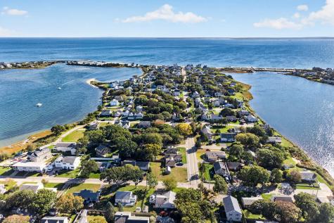 314 Maravista Avenue Teaticket MA 02536