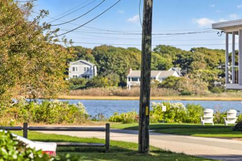 314 Maravista Avenue Teaticket MA 02536
