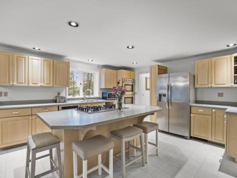 15 Goldie Way Barnstable MA 02630